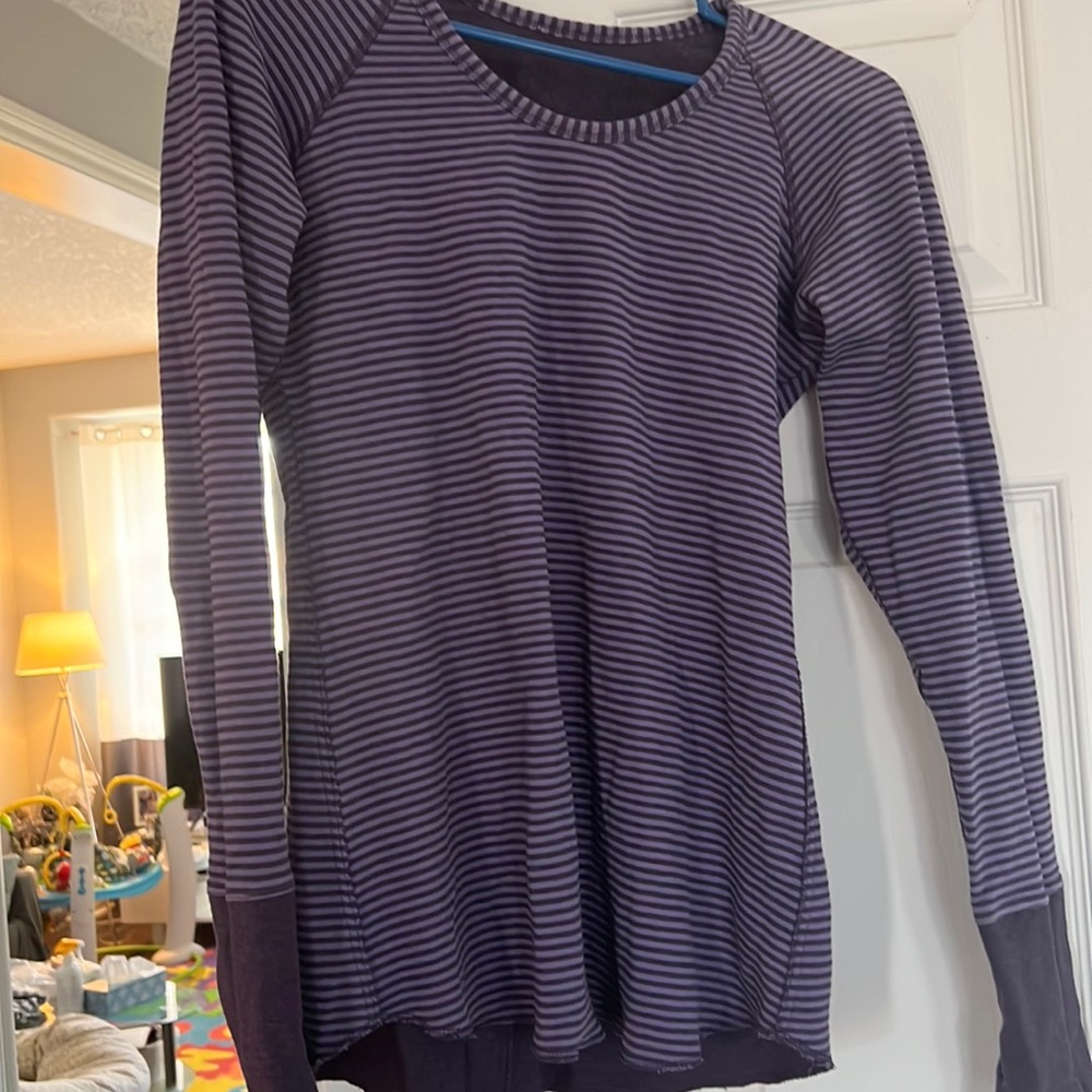 Lulu lemon reversible long sleeve top